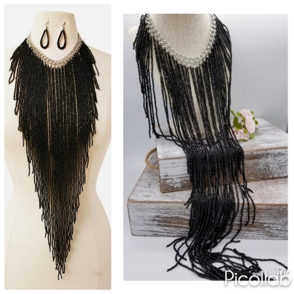 Black Seed Bead Necklace - Picture 2 of 6